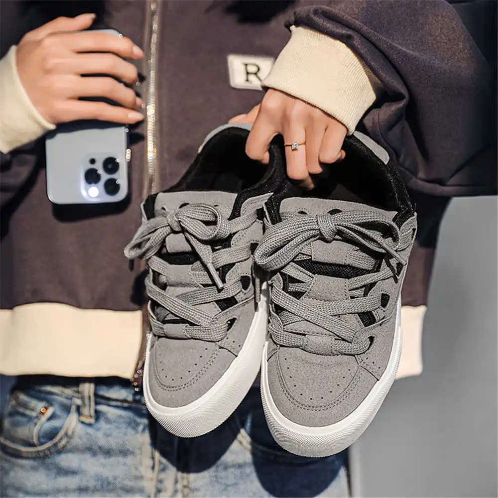 Tech Accessories For College - Ze sznurowaniem Hiphopowe damskie buty szkolne